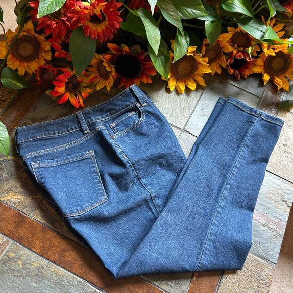 L.L. Bean Denim - L.L. Bean Classic Fit True Shape Slim-Leg Ankle Jean (NEW)